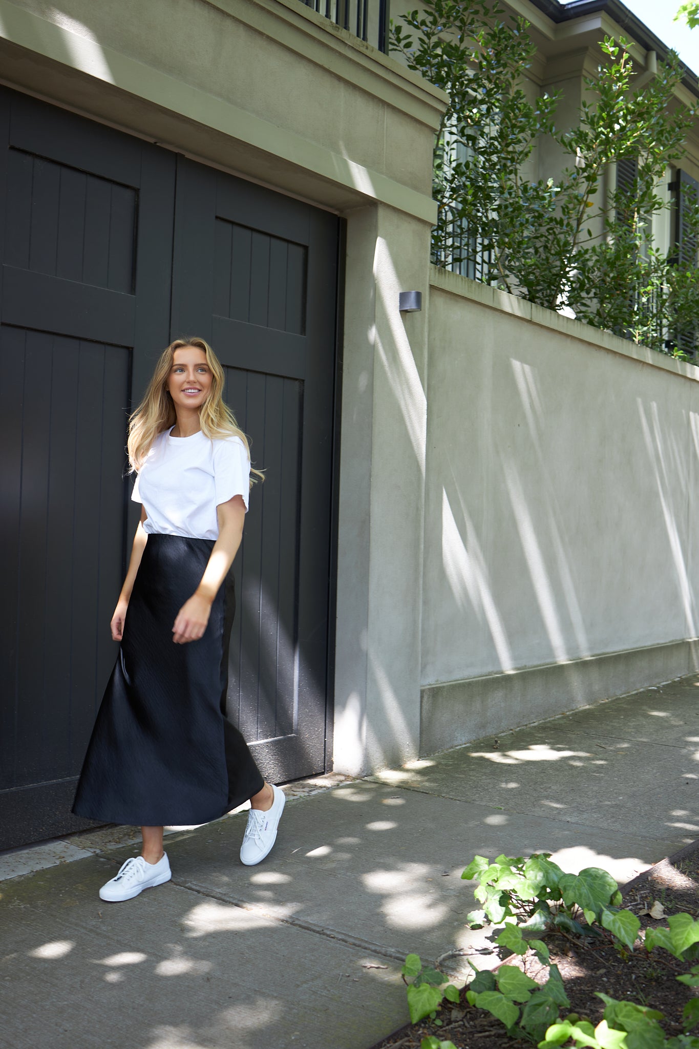 DONNA SATIN SKIRT BLACK