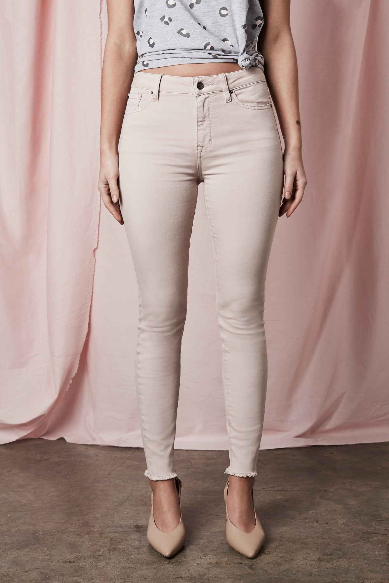 Lucia blush jeans