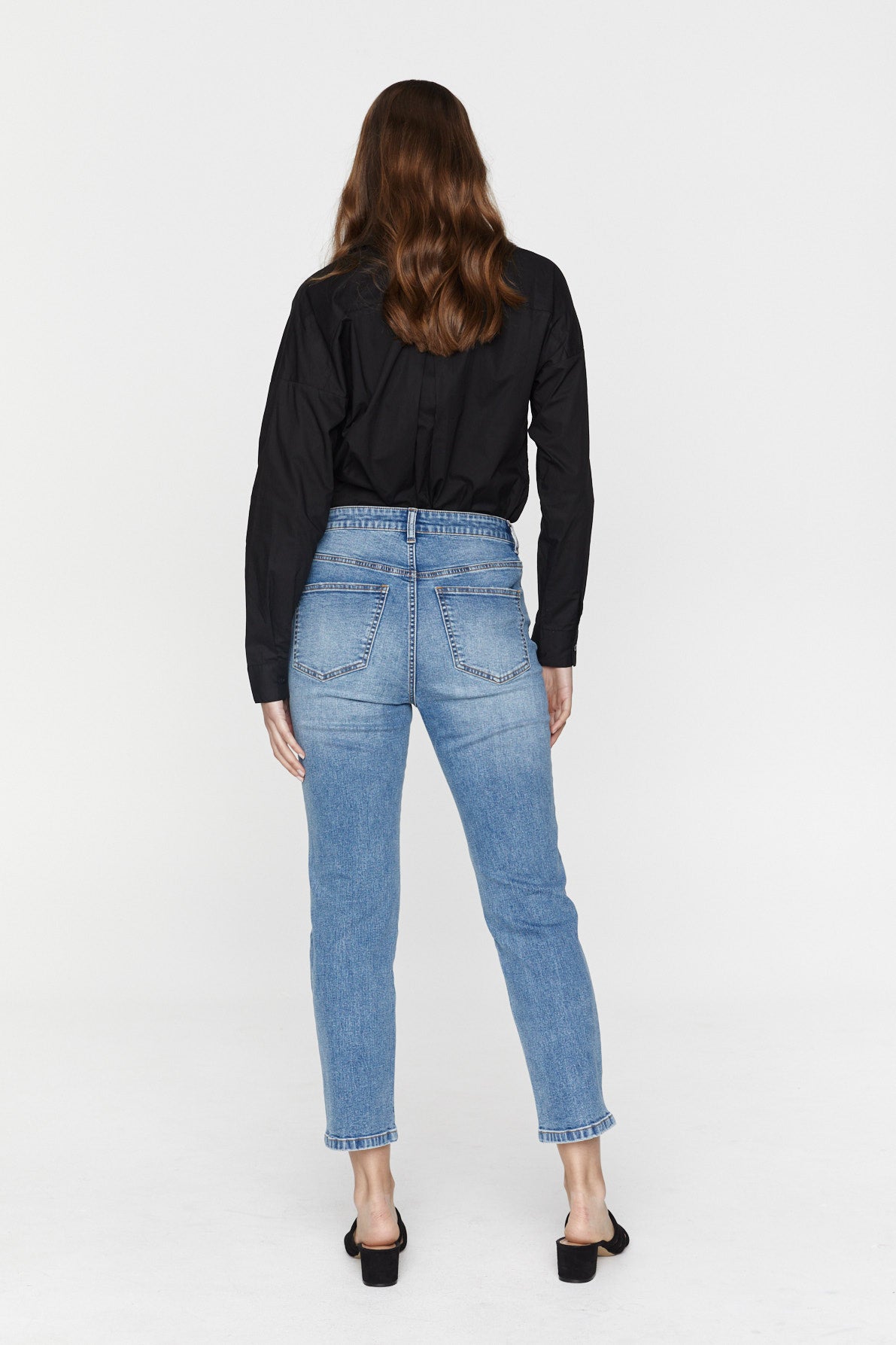 NOELLE JEAN DISTRESS