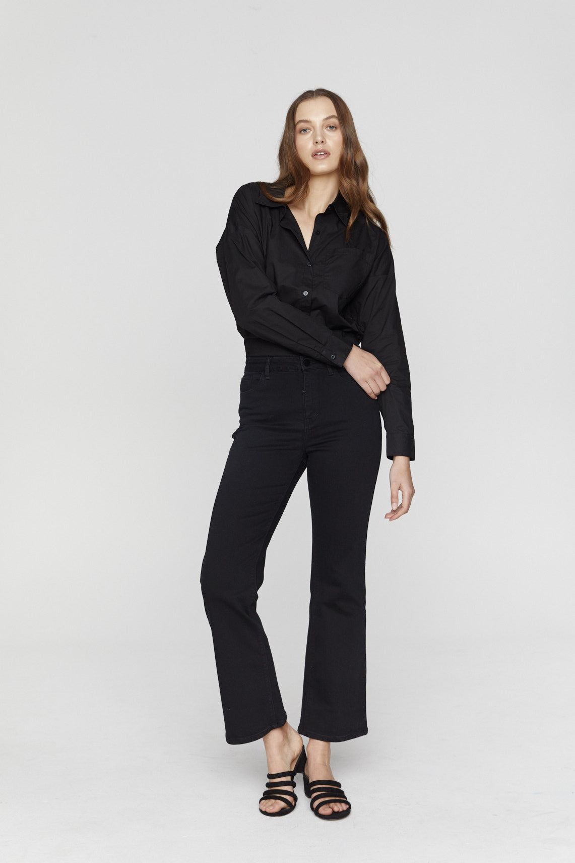 MOLLY FLARE JEAN - BLACK